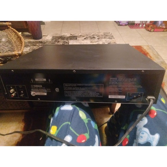 YAMAHA CDC-675 Natural Sound 5 Disc Compact Disc Player VERY NICE - Picture 4 of 6
